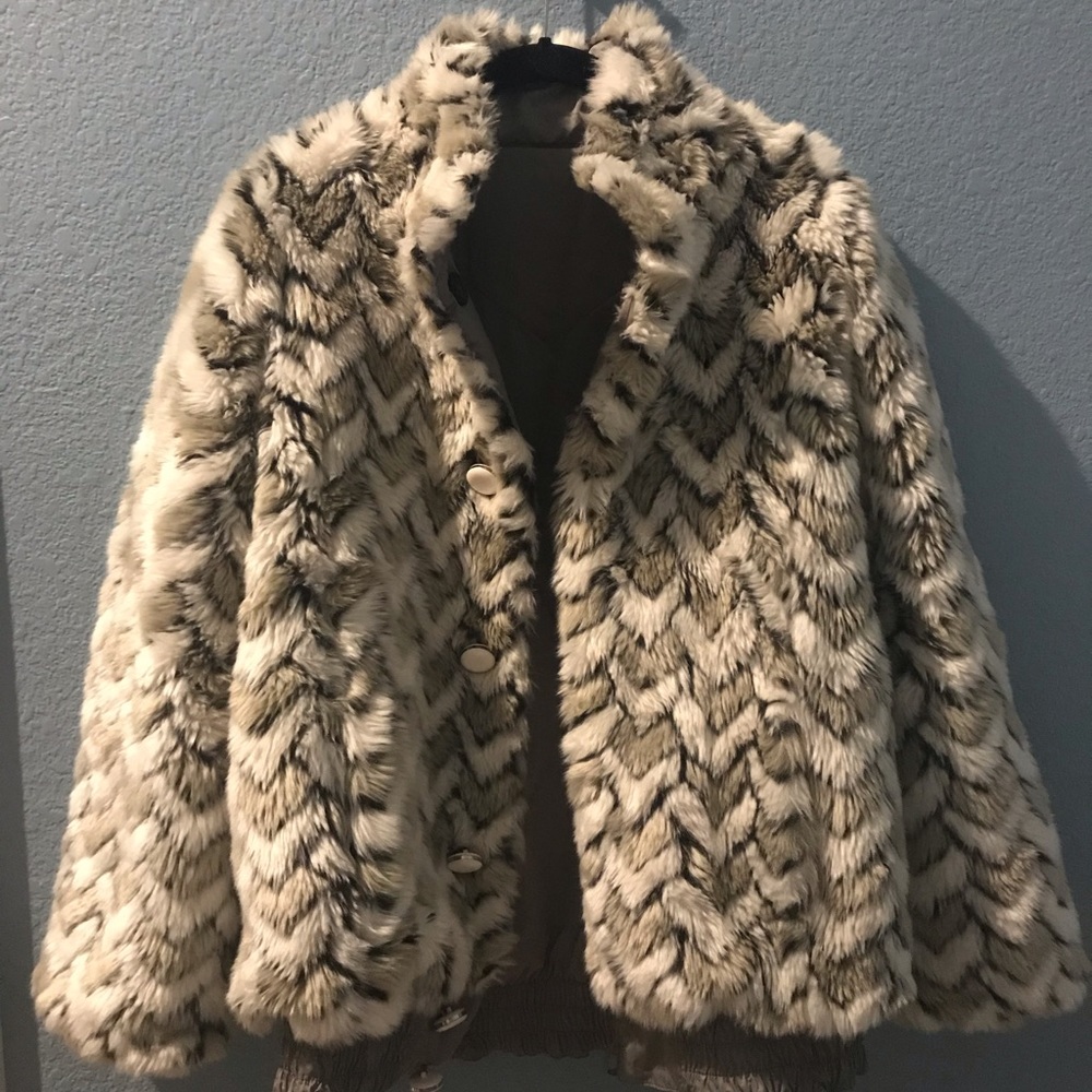 Mark Jacobs Fur Coat, size small